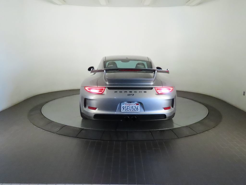 Certified 2014 Porsche 911 GT3 RWD image 6