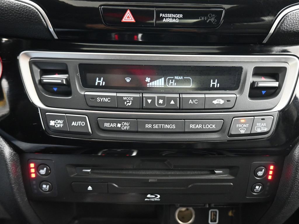 Used 2019 Honda Pilot Elite image 24