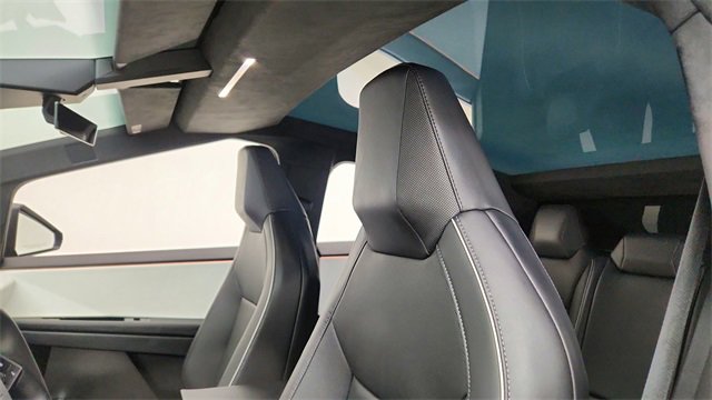 Used 2024 Tesla Cybertruck Cyberbeast image 31
