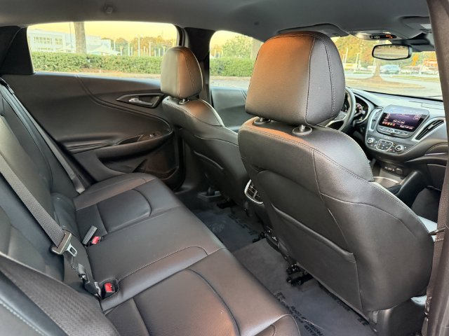Used 2024 Chevrolet Malibu LT FWD image 32