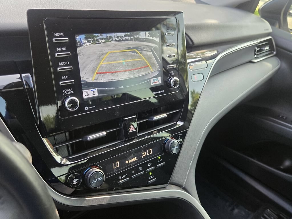 Used 2024 Toyota Camry SE w/ Convenience Package FWD image 19