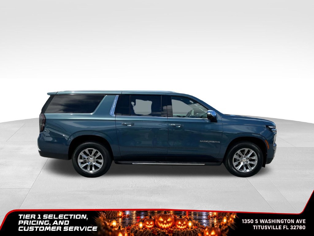 Used 2025 Chevrolet Suburban Premier RWD image 11