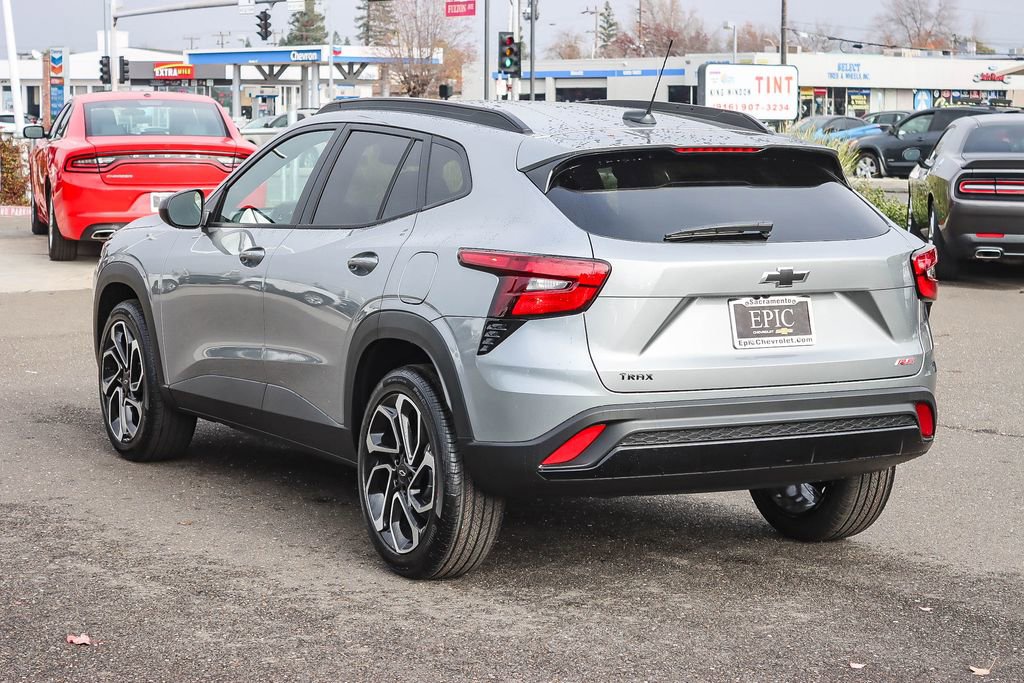 New 2026 Chevrolet Trax RS w/ Sunroof Package image 2