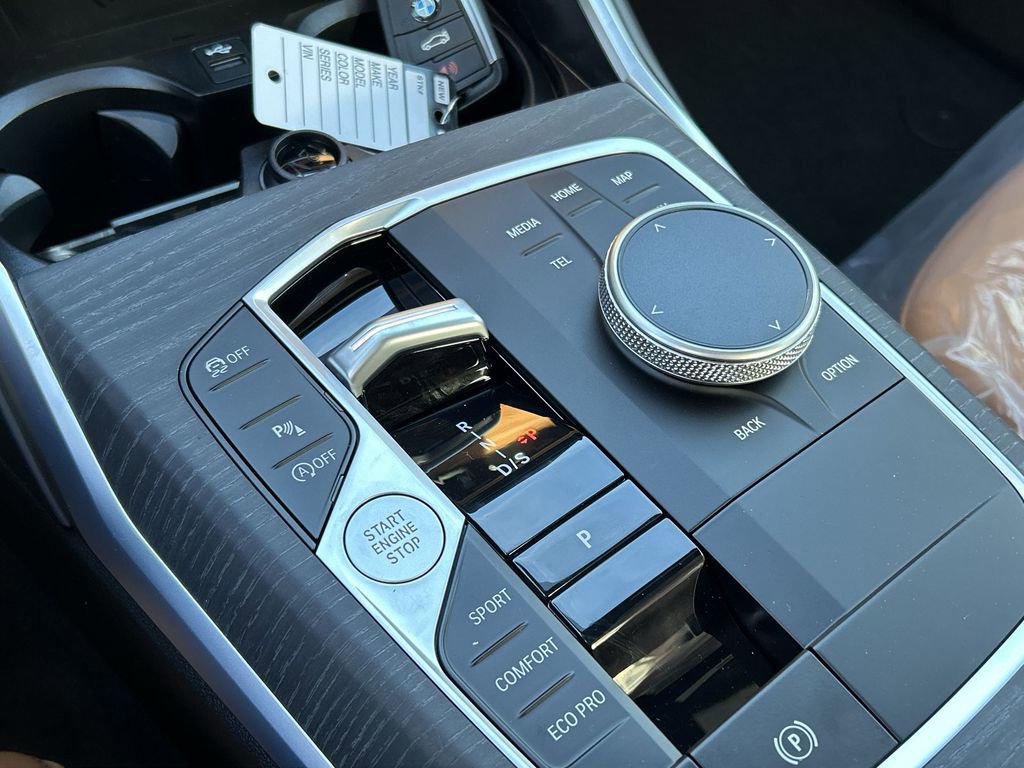 Used 2025 BMW 330i xDrive Sedan w/ M Sport Package image 16