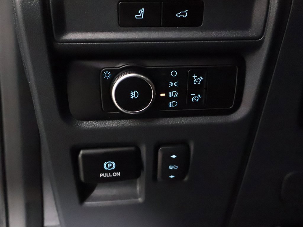 Used 2022 Ford Expedition Limited image 43