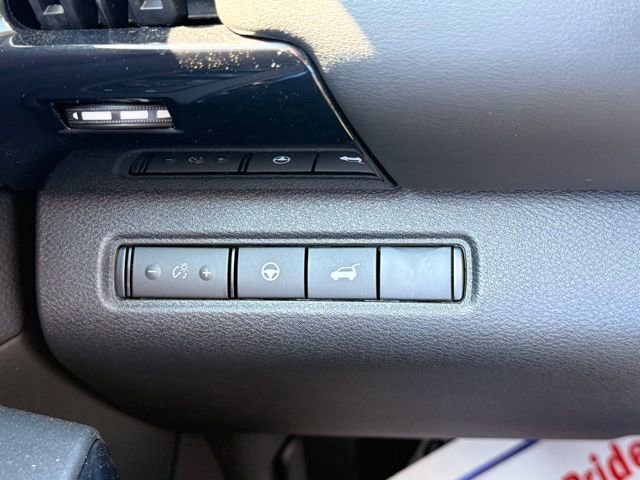 New 2026 Nissan Pathfinder SV AWD/4WD image 31