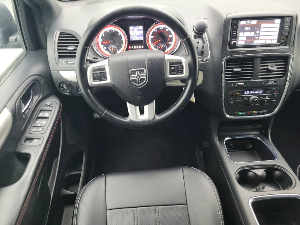 Used 2015 Dodge Grand Caravan R/T FWD image 22