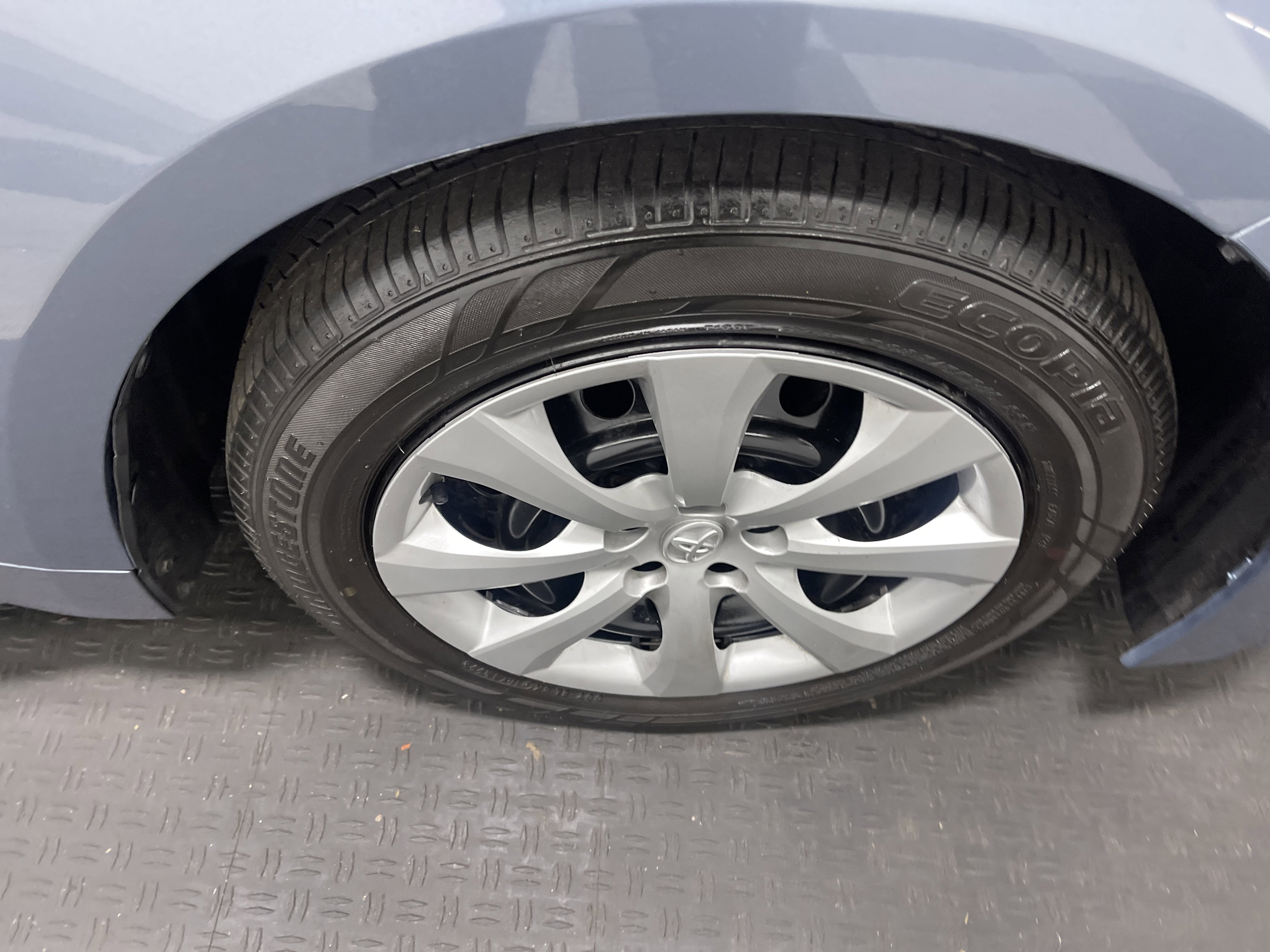 Used 2024 Toyota Corolla LE image 27