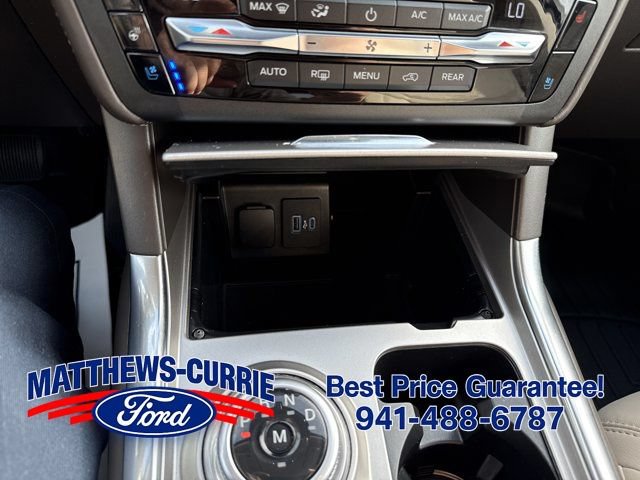 Certified 2020 Ford Explorer Platinum w/ Premium Technology Package AWD/4WD image 21