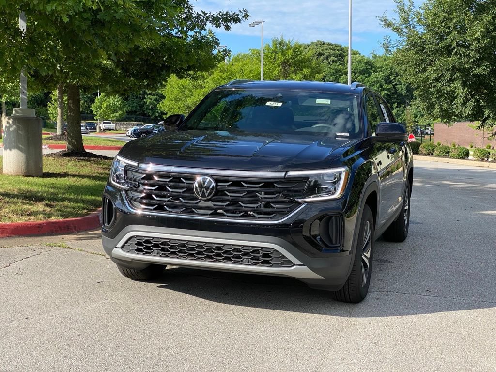 New 2026 Volkswagen Atlas Cross Sport SE AWD/4WD image 3