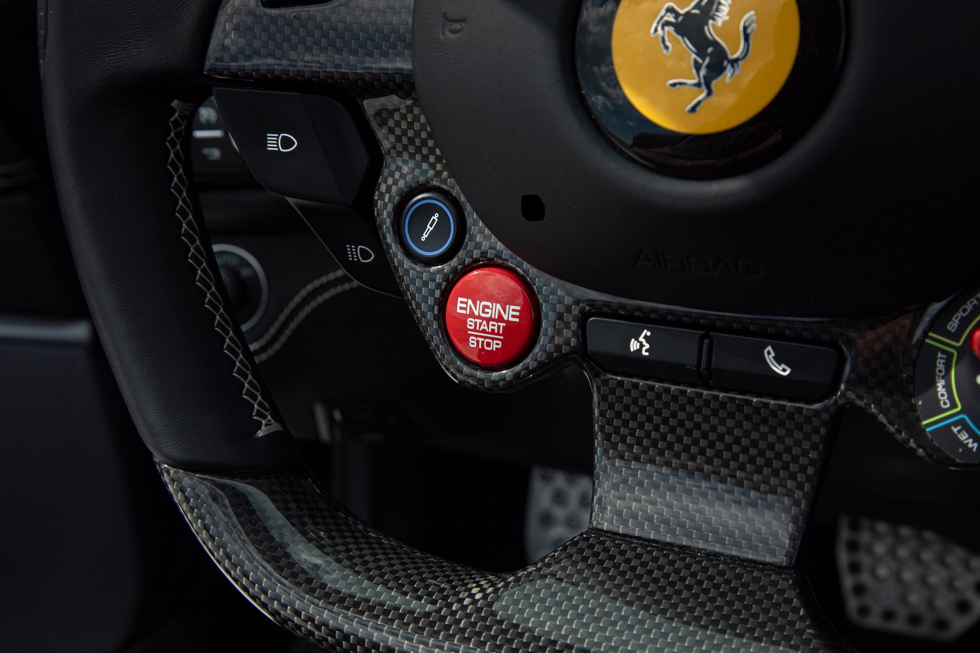 Certified 2023 Ferrari Portofino M image 14