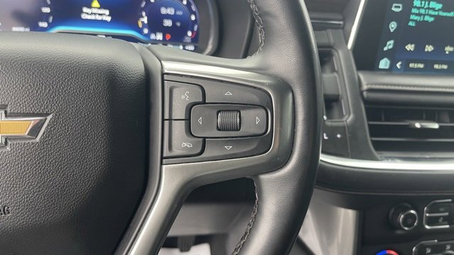 Used 2023 Chevrolet Suburban Premier image 16