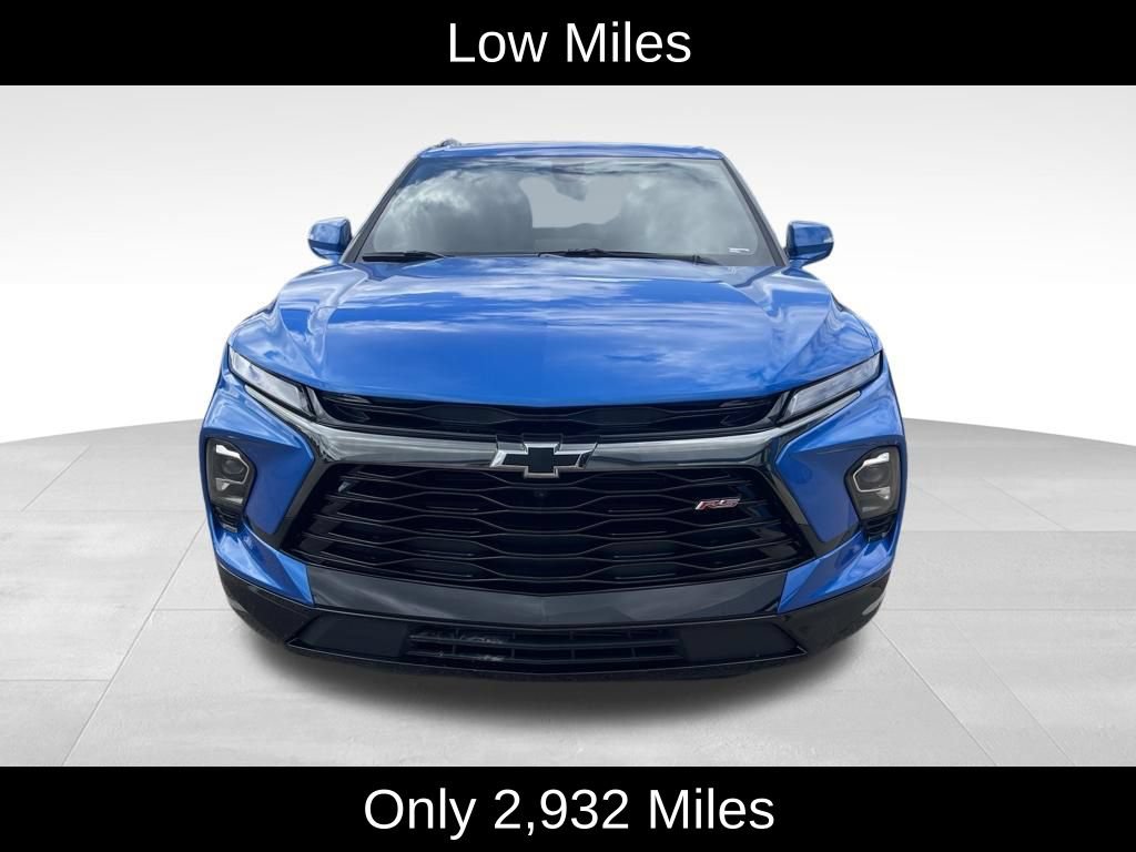 Used 2025 Chevrolet Blazer RS w/ Driver Confidence II Package AWD/4WD image 2