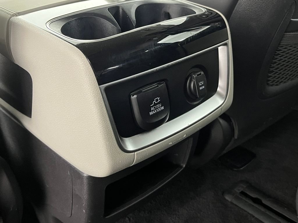 Used 2024 Kia Carnival SX image 25