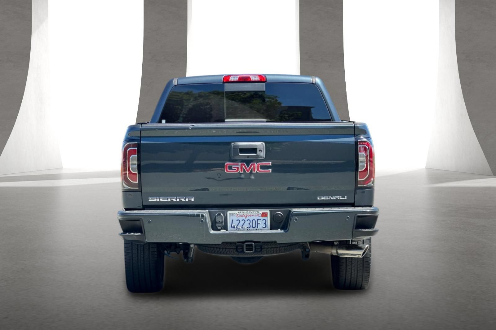 Used 2018 GMC Sierra 1500 Denali w/ Denali Ultimate Package AWD/4WD image 5