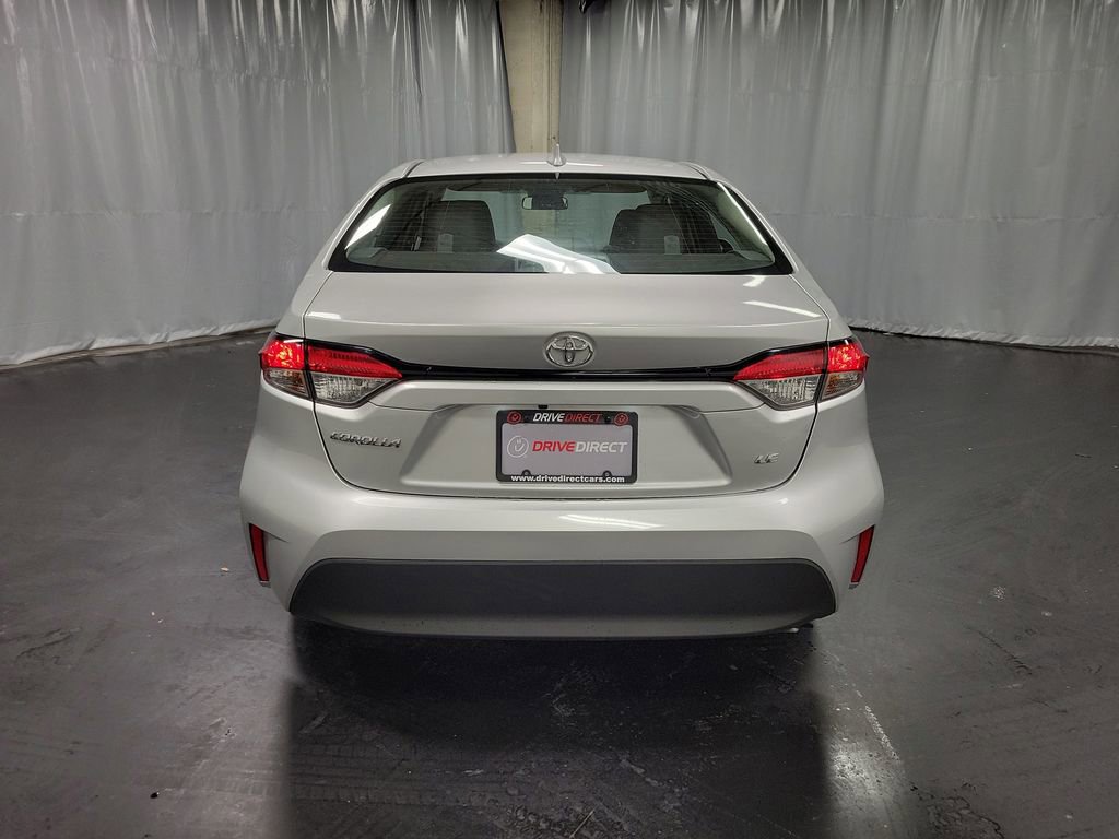 Used 2025 Toyota Corolla LE FWD image 7