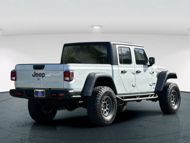 Used 2023 Jeep Gladiator Rubicon w/ Trailer Tow Package AWD/4WD image 6