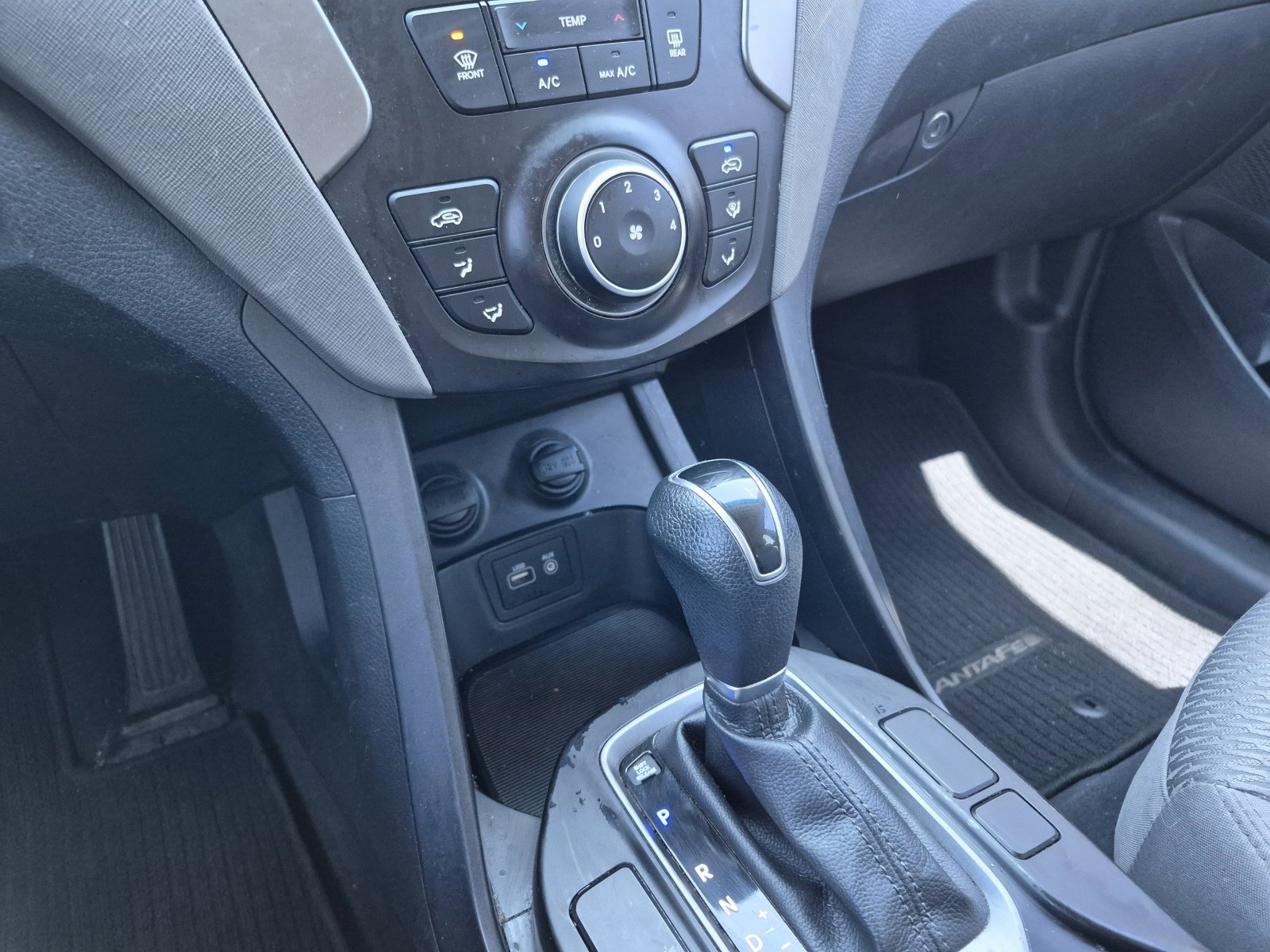 Used 2018 Hyundai Santa Fe Sport AWD/4WD image 12
