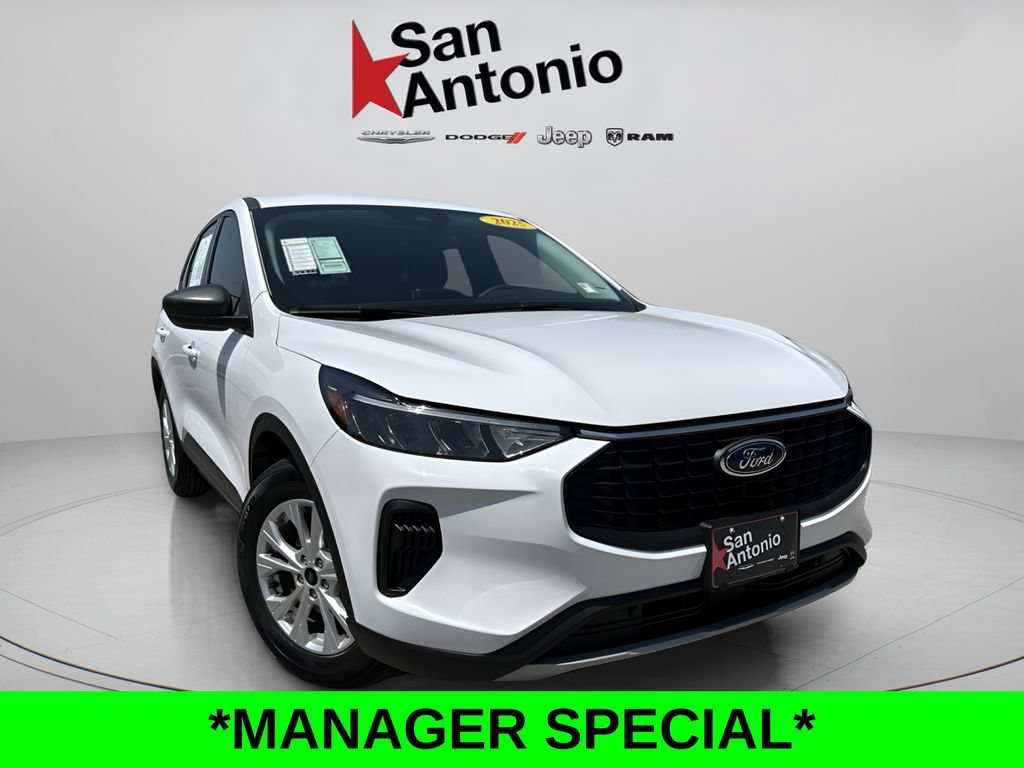 Used 2025 Ford Escape Active FWD image 2