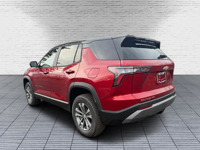 Used 2026 Chevrolet Equinox LT w/ Convenience Package II AWD/4WD image 2