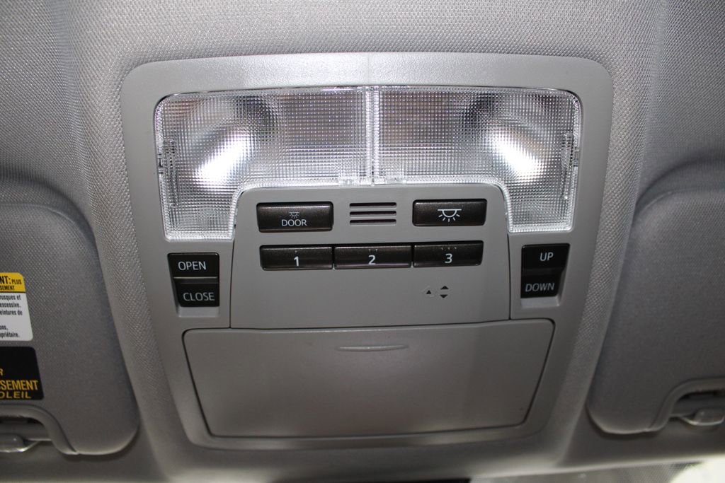 Used 2019 Toyota Highlander XLE image 35