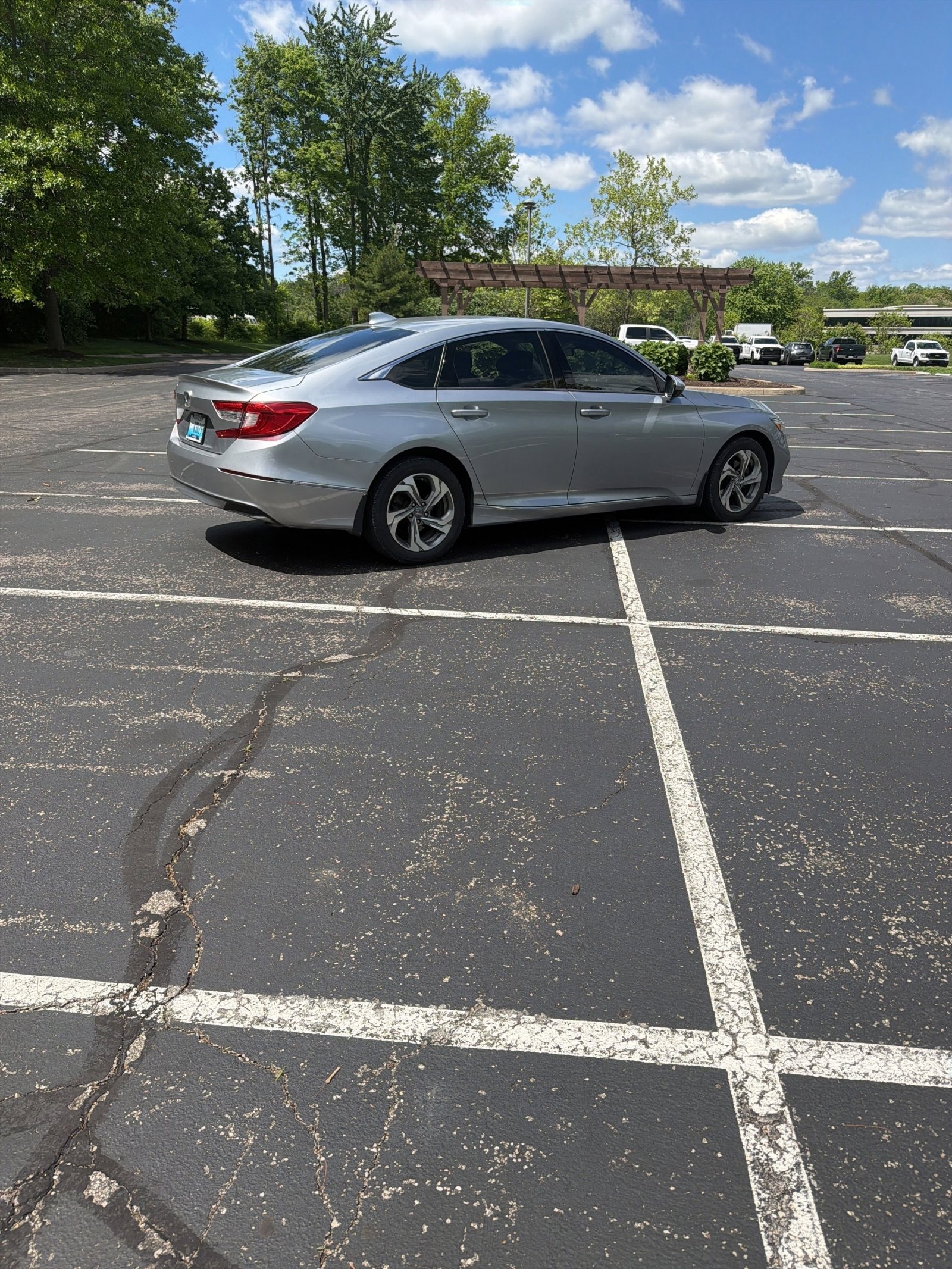 Used 2019 Honda Accord EX image 11
