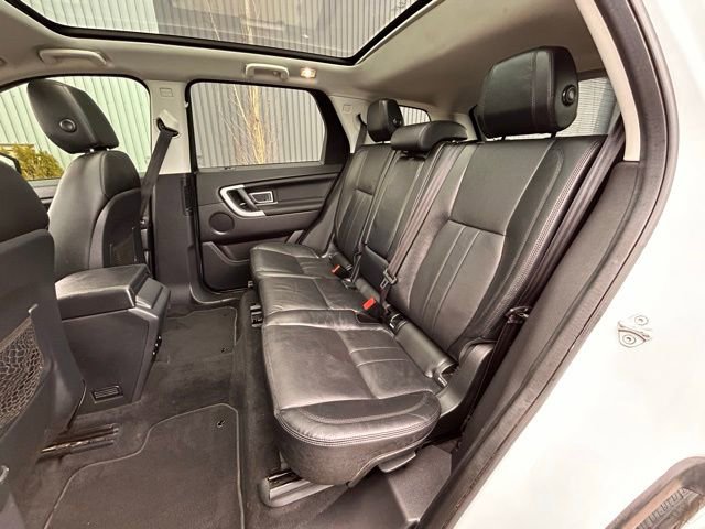 Used 2018 Land Rover Discovery Sport HSE image 44