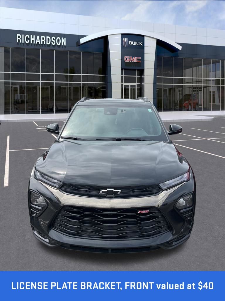 Used 2023 Chevrolet TrailBlazer RS AWD/4WD image 2