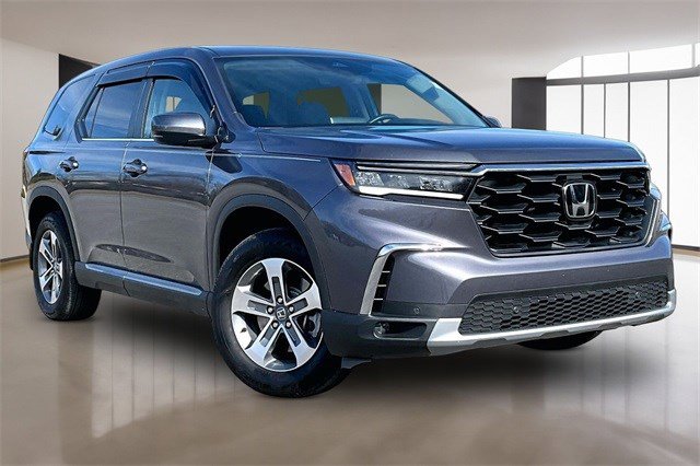 Certified 2025 Honda Pilot EX-L image 3
