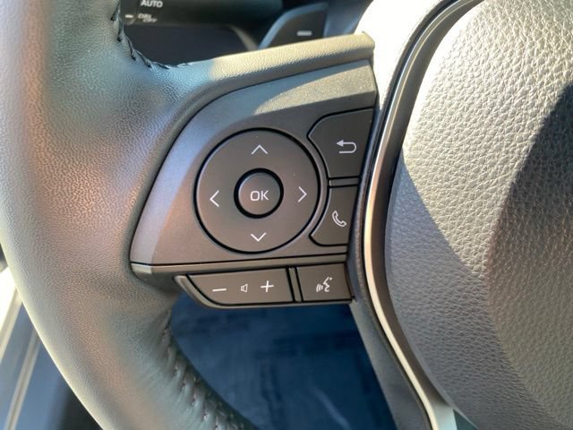 Certified 2024 Toyota Corolla SE w/ SE Package FWD image 23