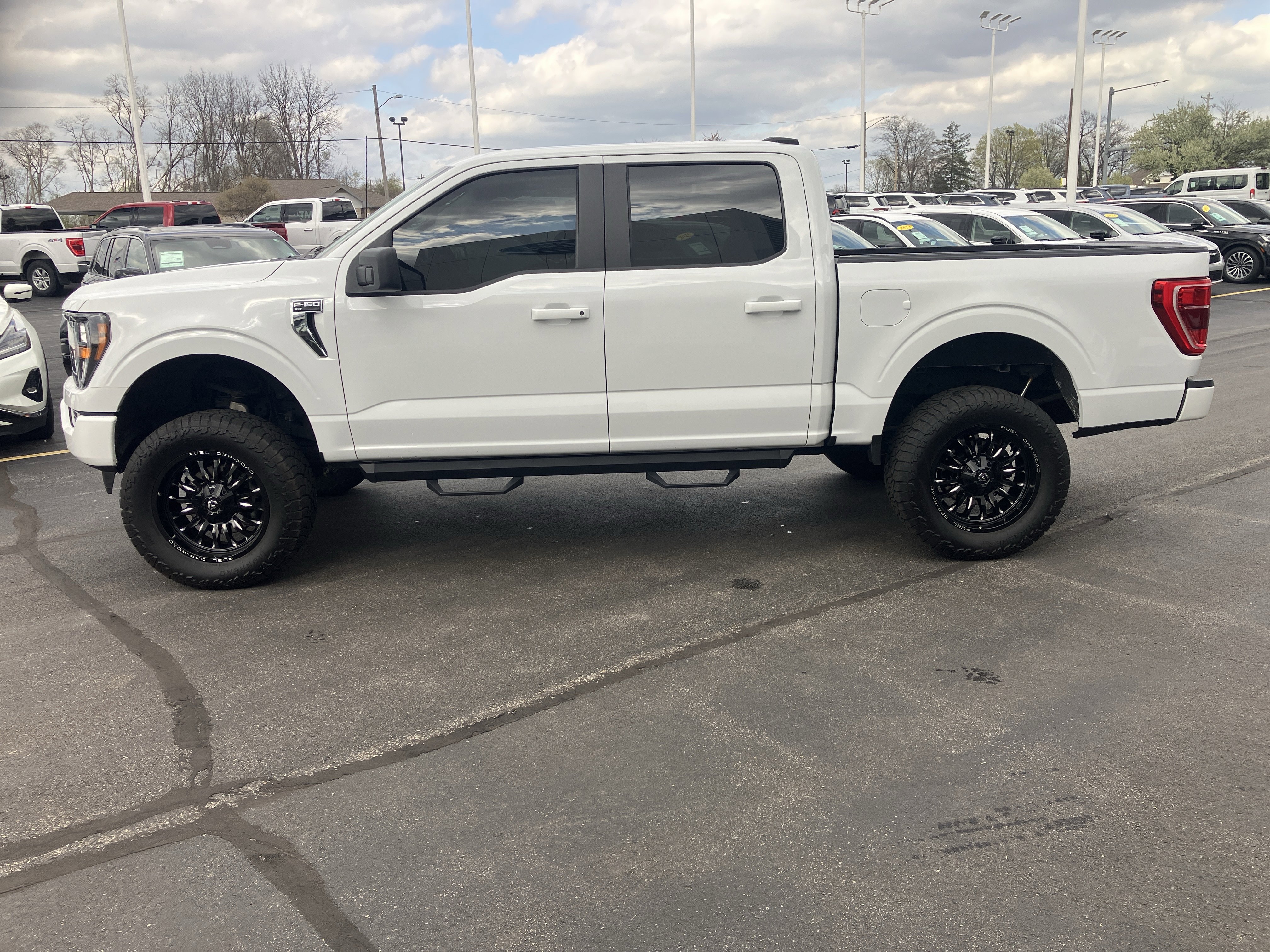 Used 2023 Ford F150 XLT w/ Trailer Tow Package AWD/4WD image 4