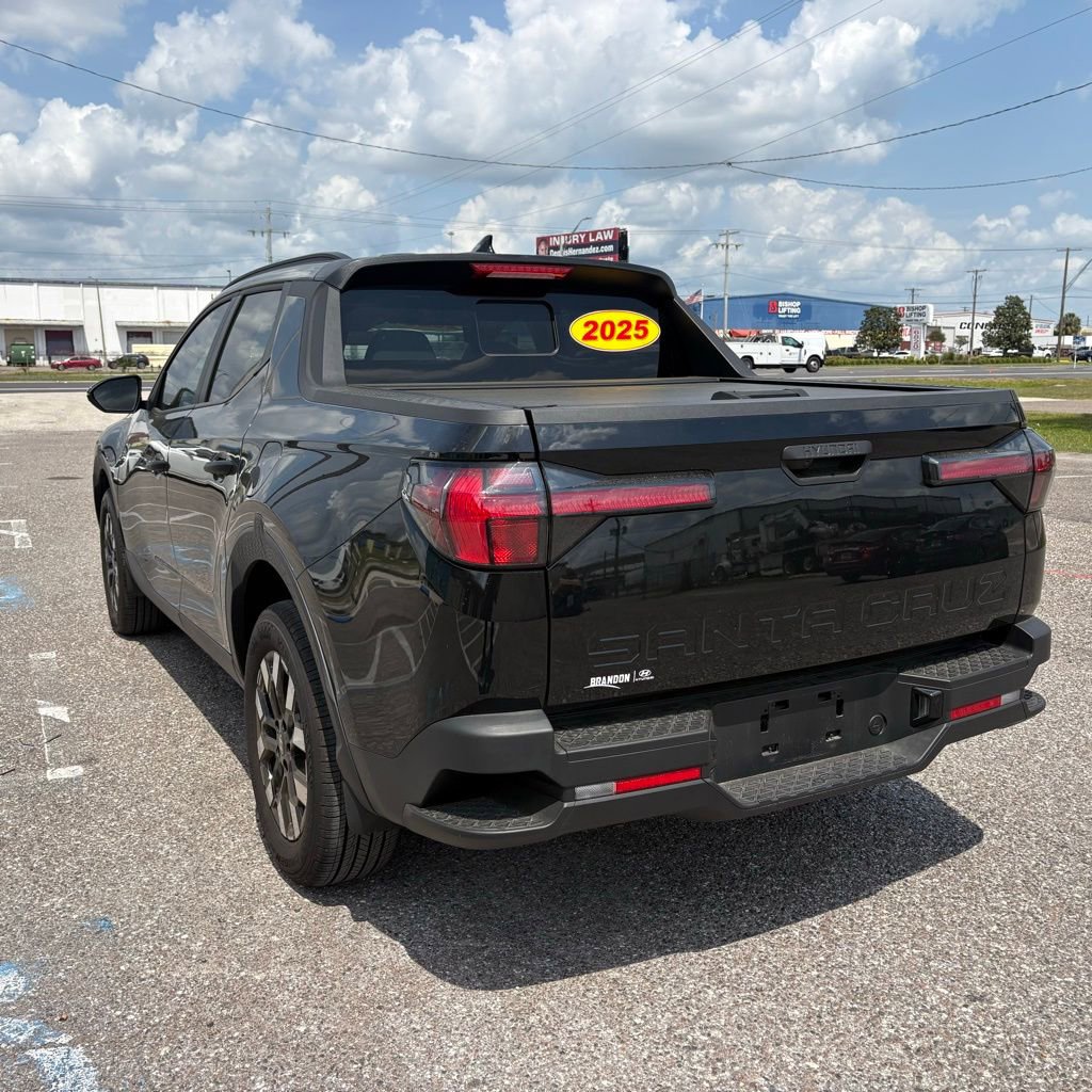 Certified 2025 Hyundai Santa Cruz SEL image 5