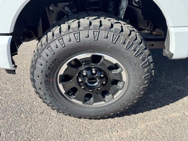 New 2027 Ford F250 Lariat w/ Tremor Off-Road Package AWD/4WD image 8