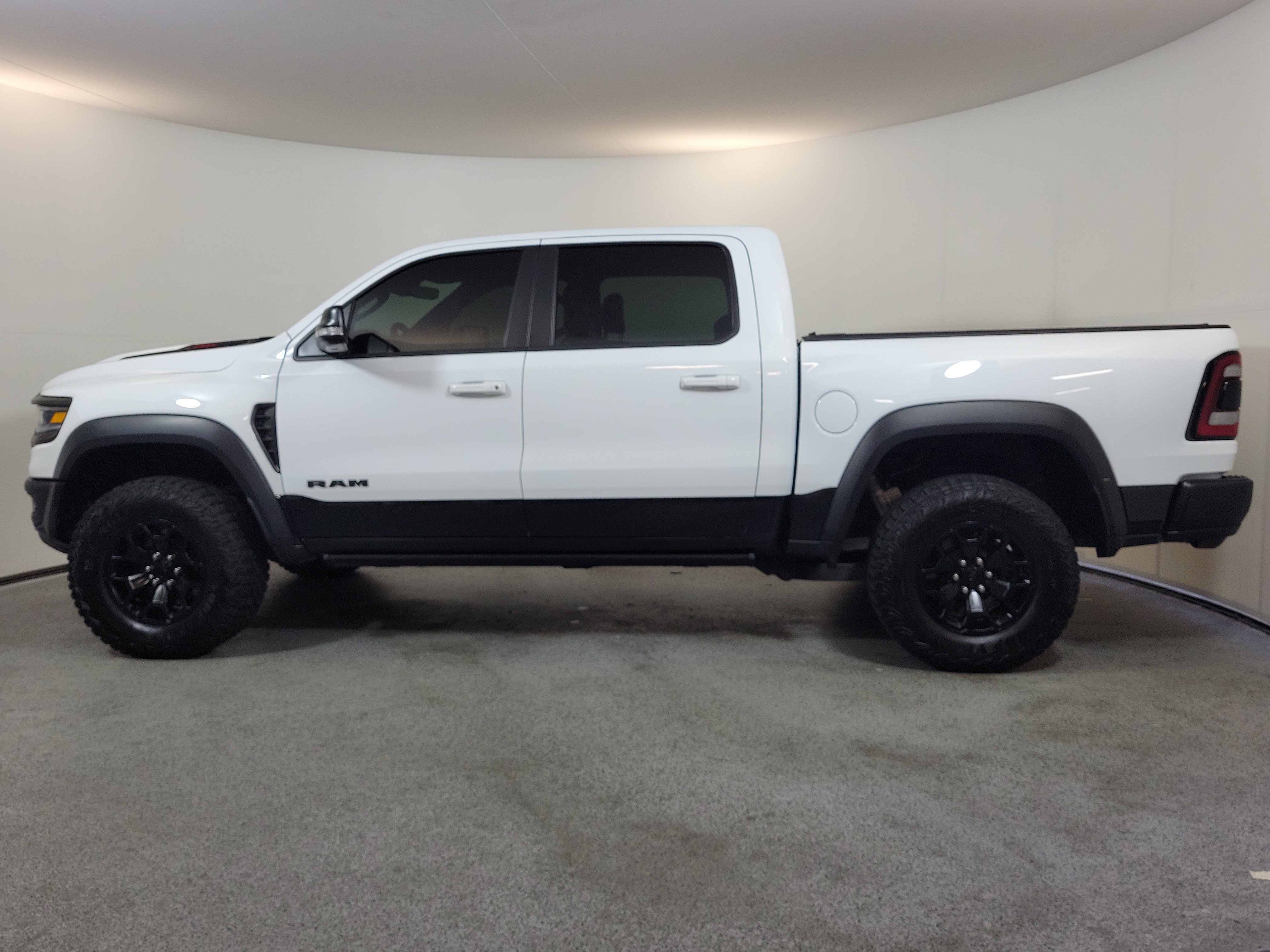 Used 2022 RAM 1500 TRX w/ TRX Level 1 Equipment Group AWD/4WD image 5