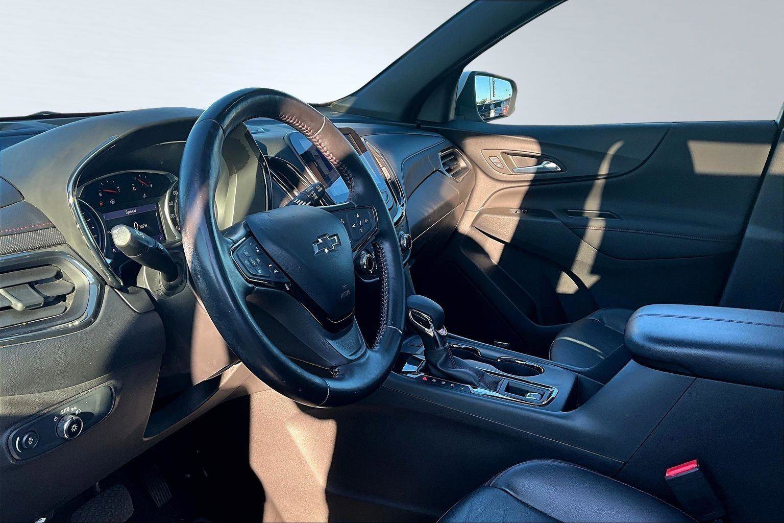 Certified 2022 Chevrolet Equinox RS w/ RS Leather Package image 13