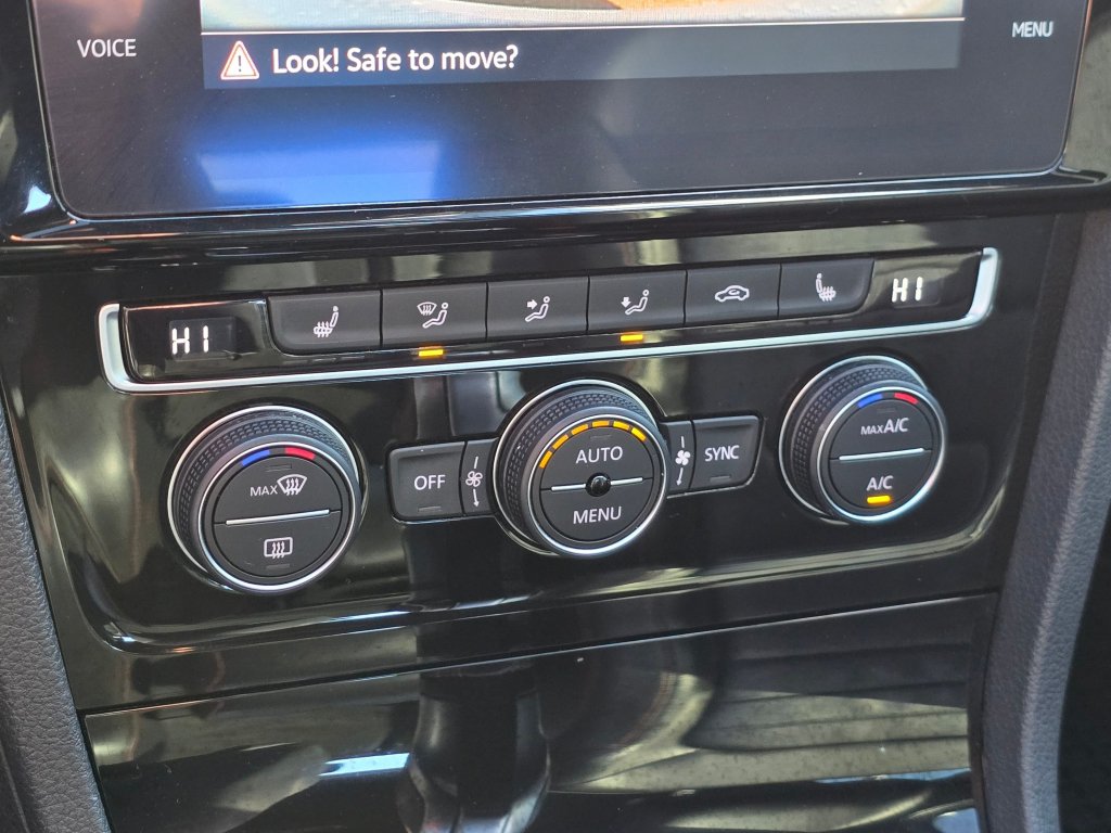 Used 2021 Volkswagen GTI Autobahn FWD image 10