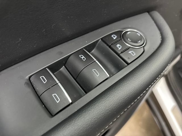 Used 2025 Buick Enclave Sport Touring image 11