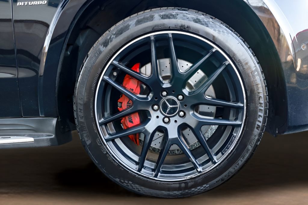 Used 2018 Mercedes-Benz GLS 63 AMG 4MATIC w/ AMG Night Styling Package image 37