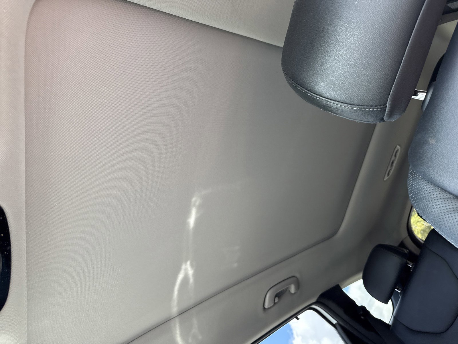 Used 2022 Hyundai Santa Fe SEL w/ Convenience + Premium Package image 16