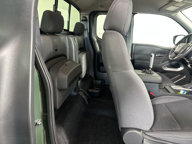 Used 2023 Nissan Frontier SV w/ SV Convenience Package image 27