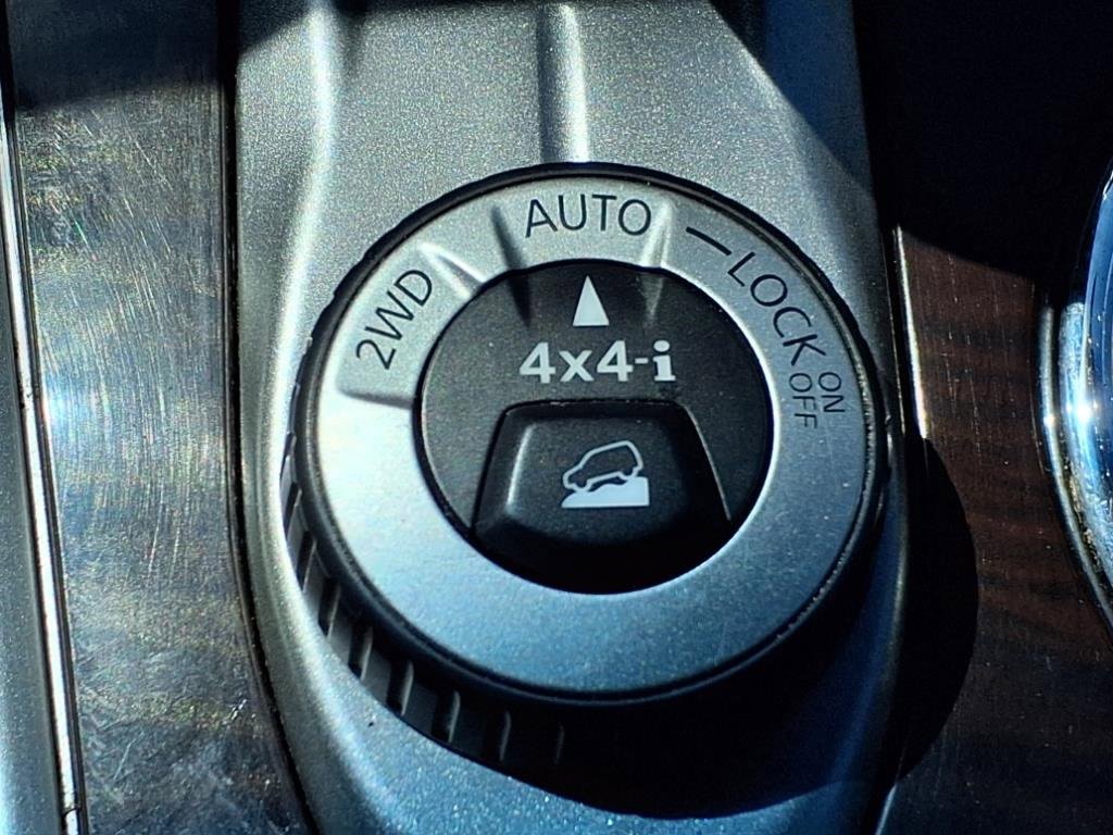 Used 2016 Nissan Pathfinder 4WD image 20