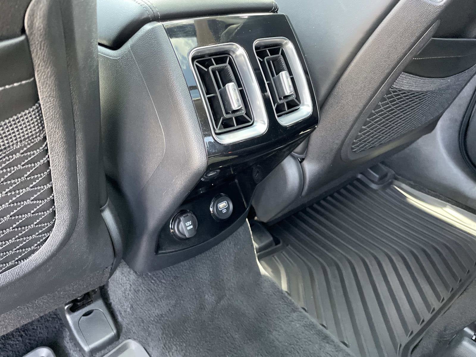 Used 2023 Kia Sorento SX FWD image 15