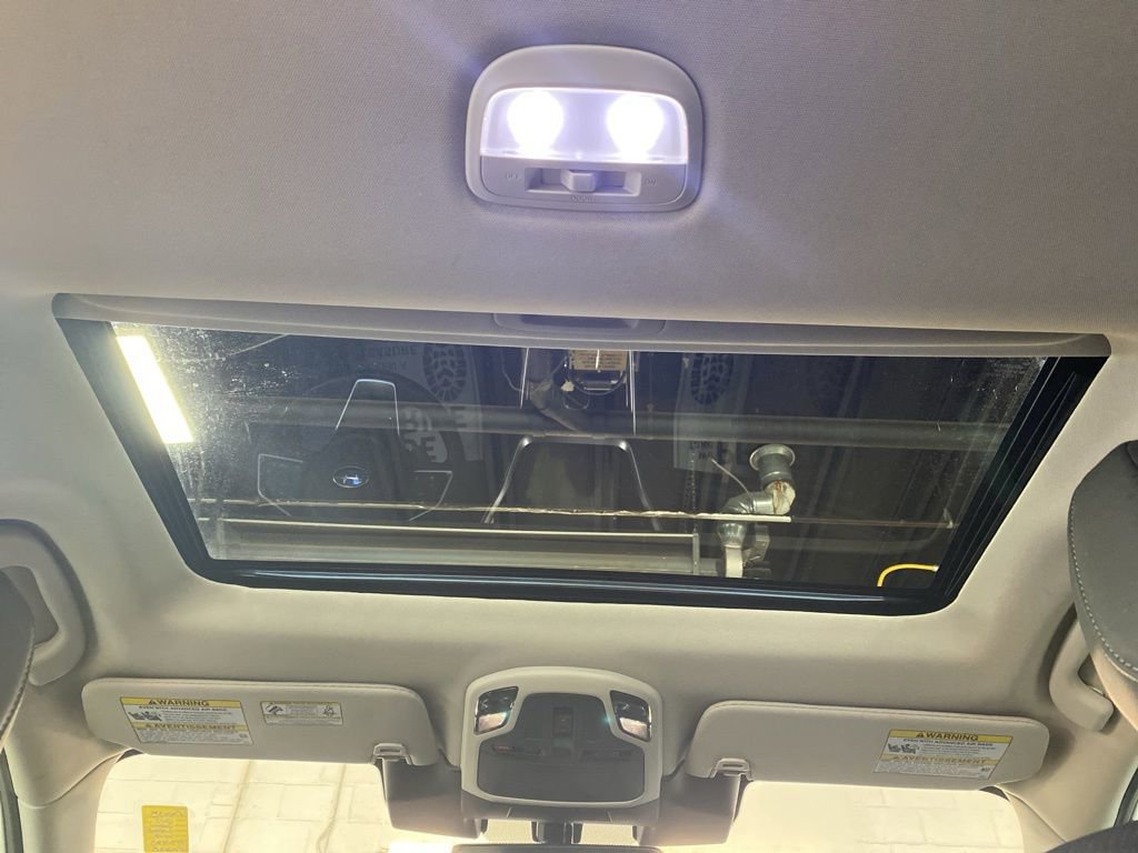 Used 2023 Subaru Outback Limited image 19