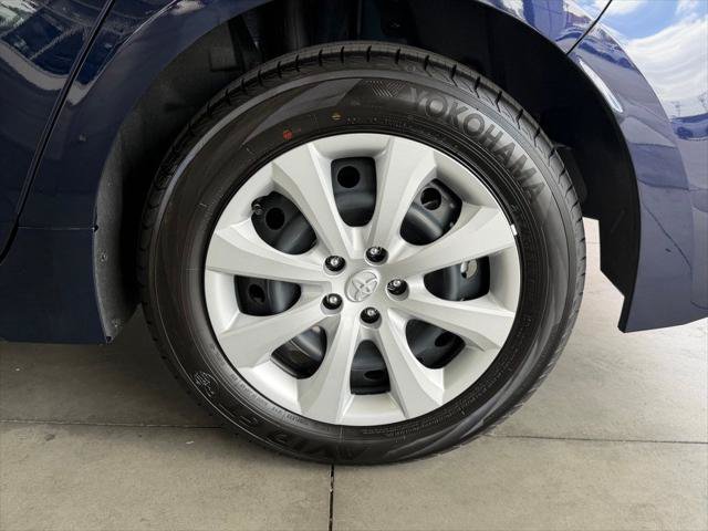 Used 2026 Toyota Corolla LE FWD image 16