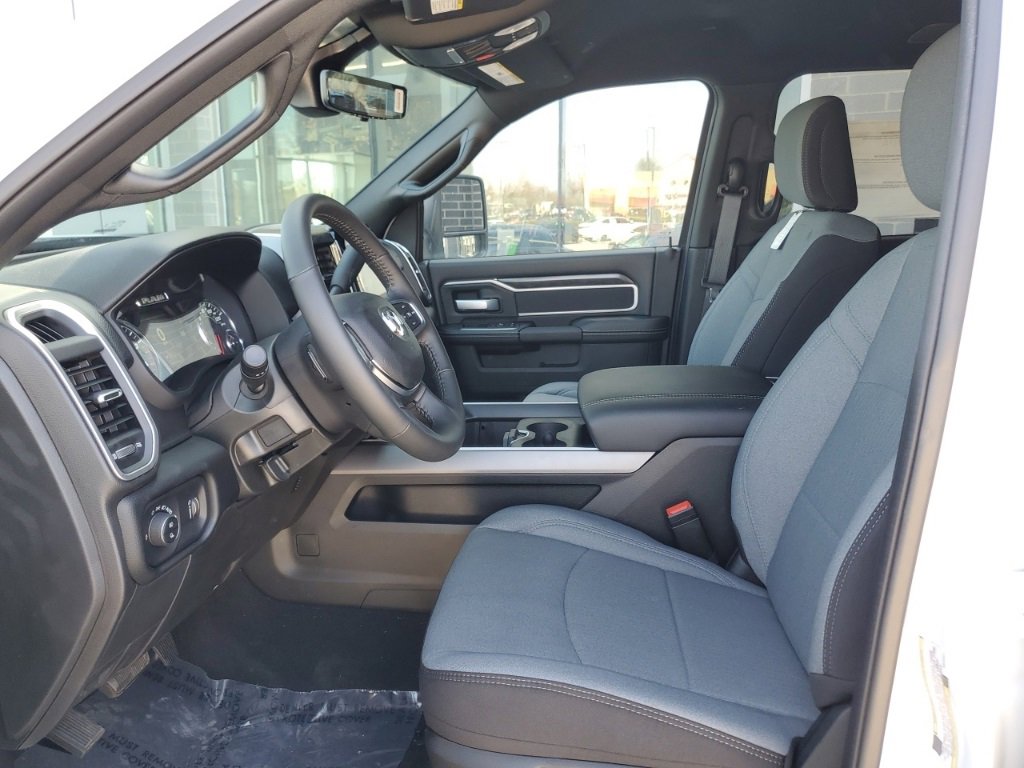 New 2024 RAM 4500 SLT w/ Quick Order Package 2YG SLT image 5