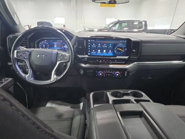 Used 2024 Chevrolet Silverado 1500 RST AWD/4WD image 9