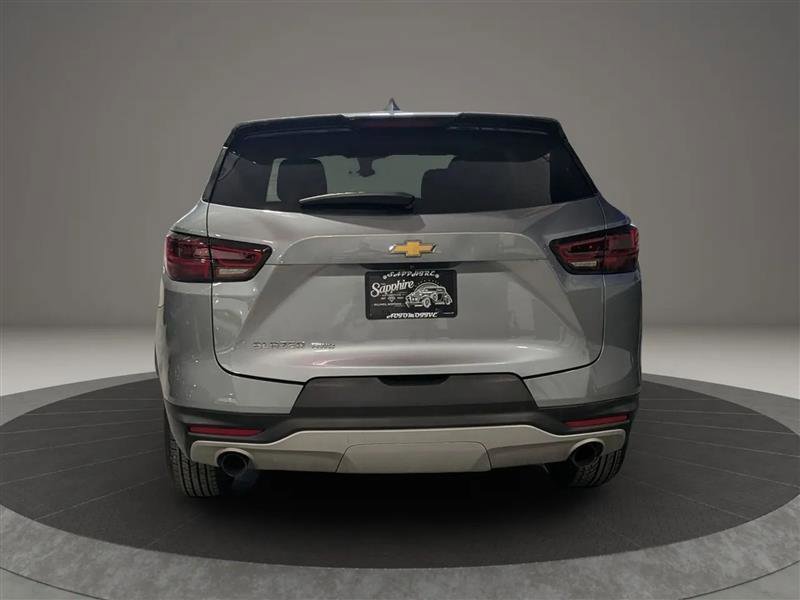 Used 2023 Chevrolet Blazer LT image 4