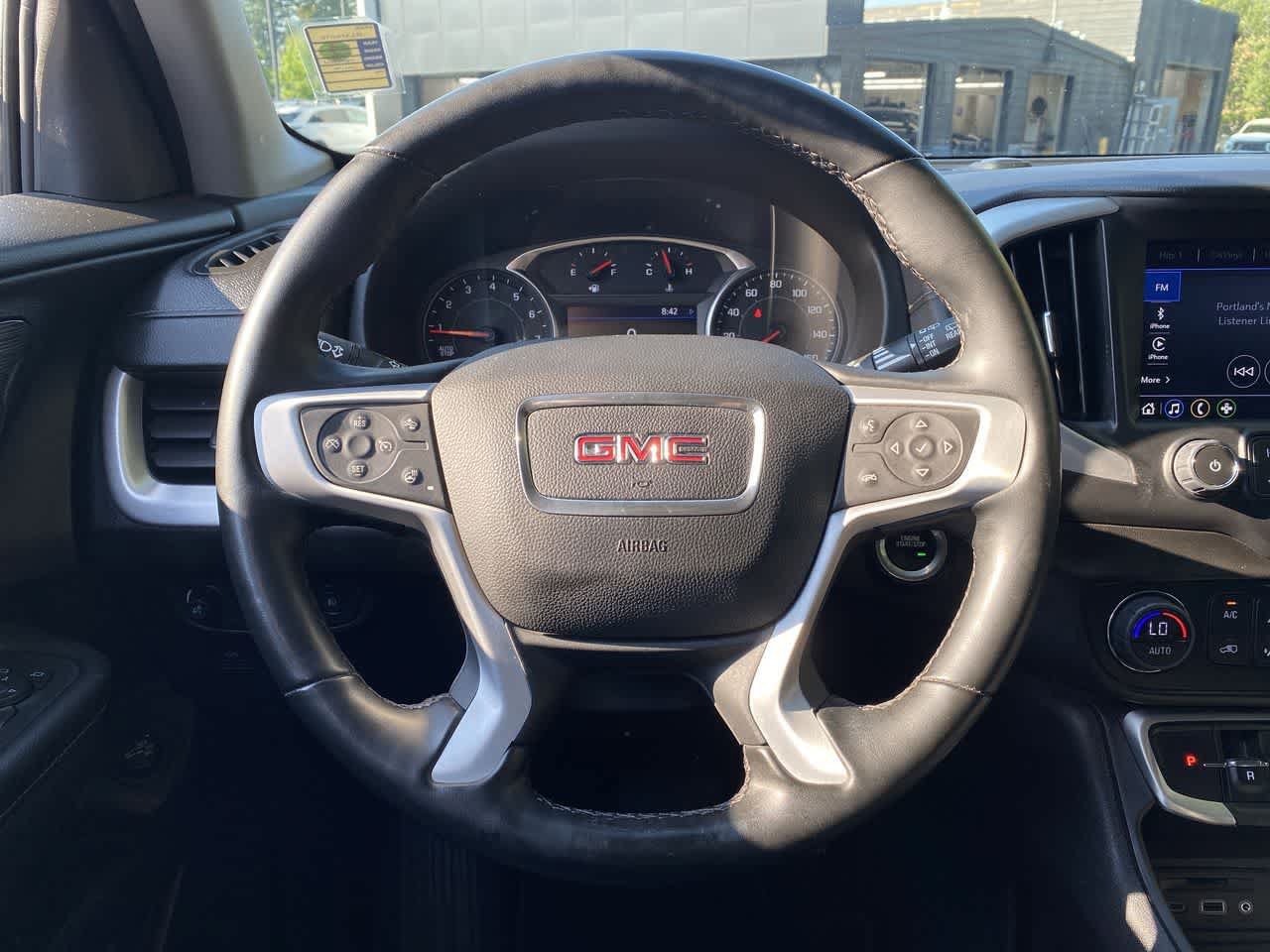 Used 2024 GMC Terrain SLT AWD/4WD image 19