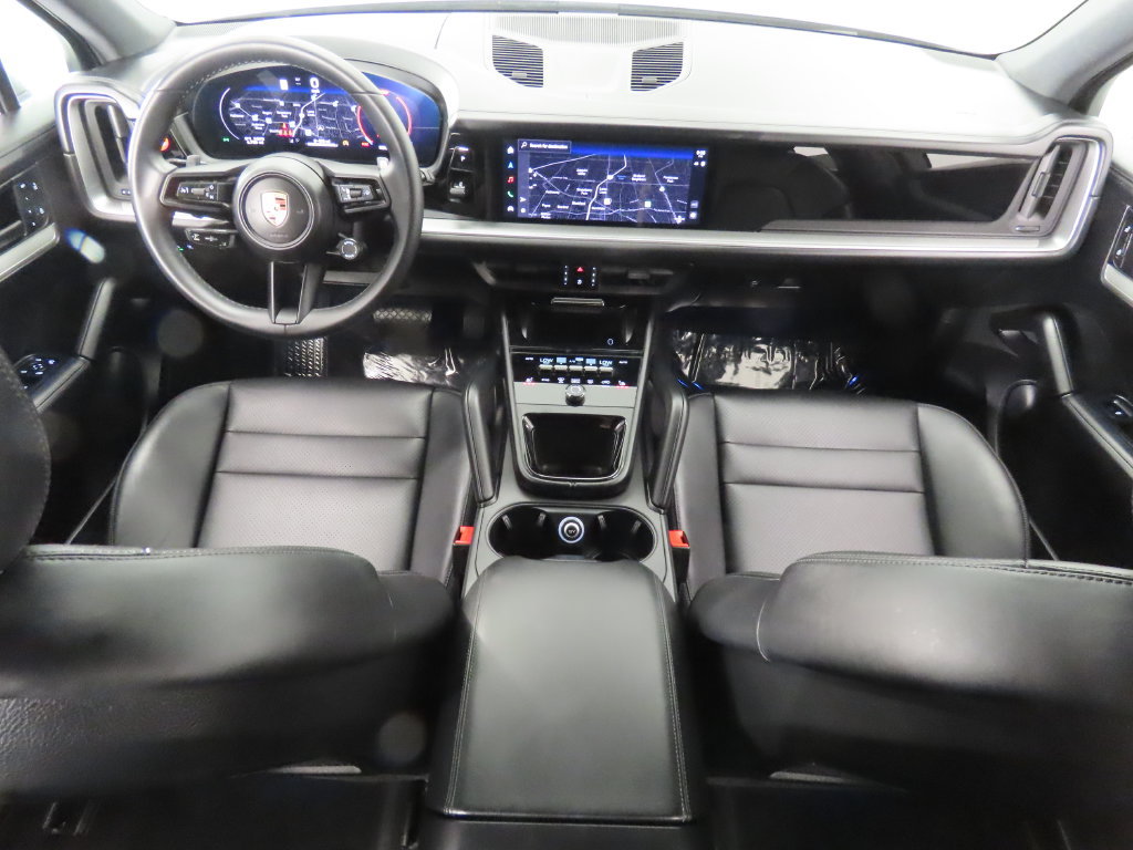 Certified 2026 Porsche Cayenne AWD/4WD image 14
