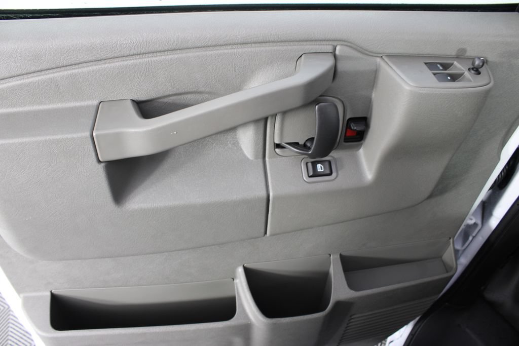 New 2026 Chevrolet Express 2500 RWD image 11